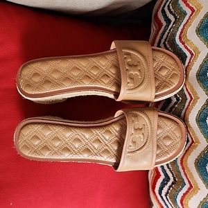 Tory Burch Slides Tan Size 6.5